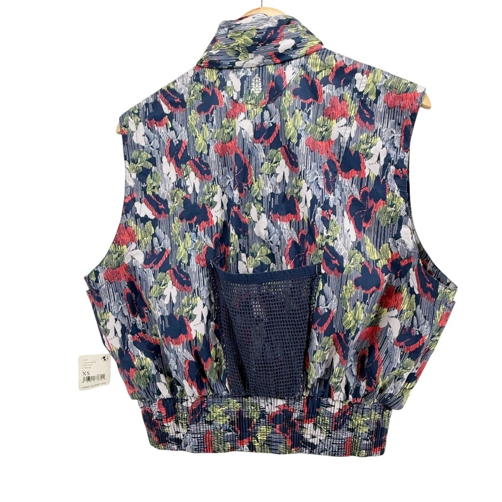 Free People Movement Vest XS Full Zip Pocket Floral Print Hidden Hood NEW - Picture 8 of 15